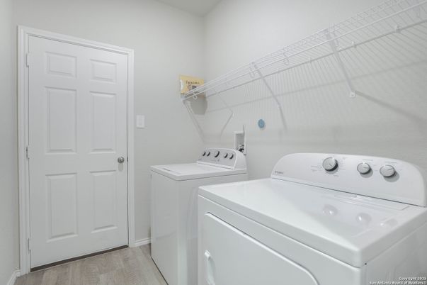 Interior, Washer
