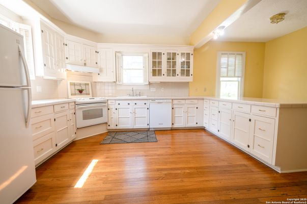 Interior, Kitchen, Wood Texture Flooring