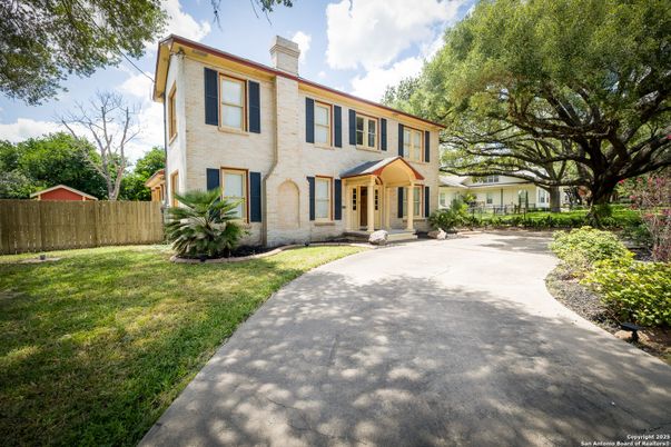 Backyard, Exterior, Facade, Georgian