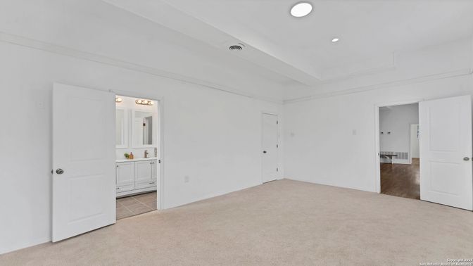 Bathroom, Empty room, Interior, Recessed Lighting