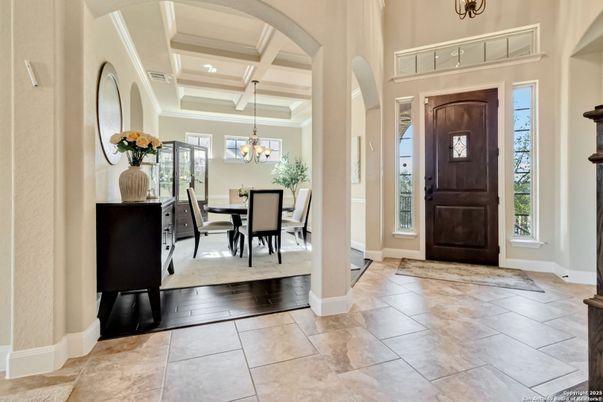 Chandelier, Dining room, Interior, Pendant Lights, Recessed Lighting