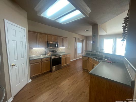 Interior, Kitchen, Stainless Steel Appliances, Wood Texture Flooring