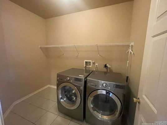 Interior, Washer
