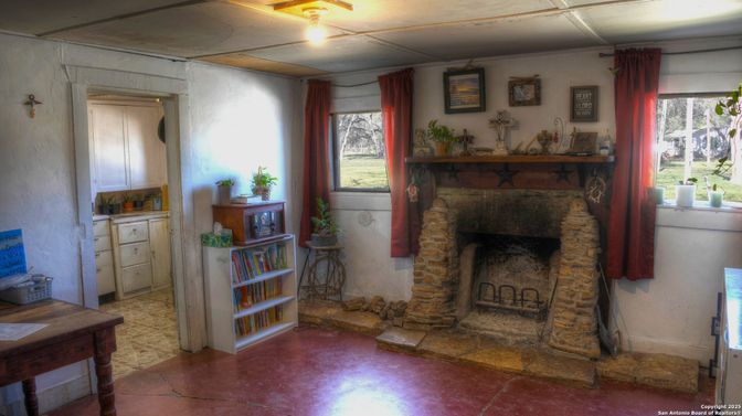 Fireplace, Interior