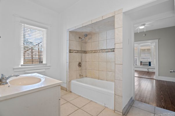 Bathroom, Interior, Wood Texture Flooring