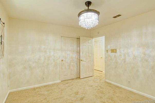 Chandelier, Empty room, Interior