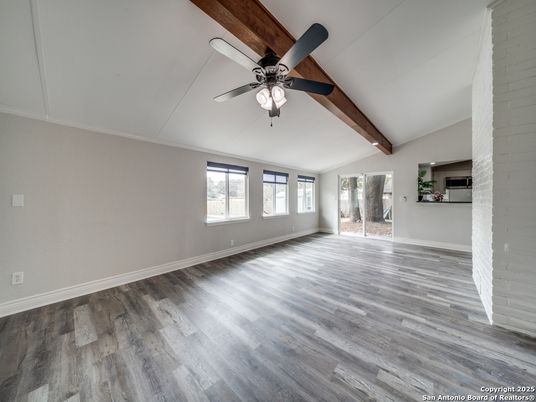 Empty room, Interior, Wooden Beams, Wood Texture Flooring