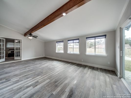 Empty room, Interior, Wooden Beams, Wood Texture Flooring