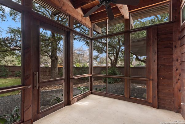 Interior, Sun Room, Wooden Beams, Wooden Ceilings