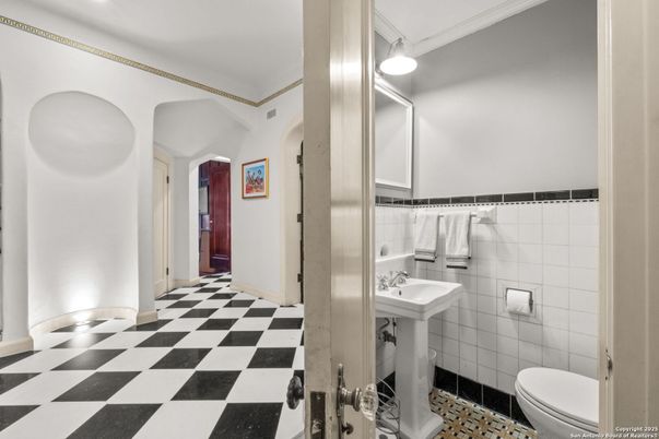 Bathroom, Interior