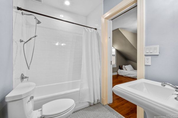 Bathroom, Interior, Recessed Lighting, Wood Texture Flooring