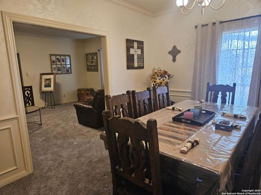 Chandelier, Dining room, Interior