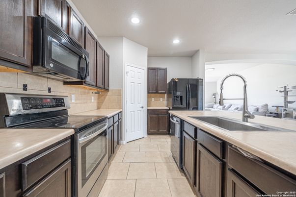Interior, Kitchen, Recessed Lighting