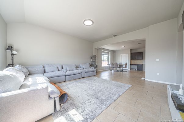 Dining room, Interior, Living room, Recessed Lighting