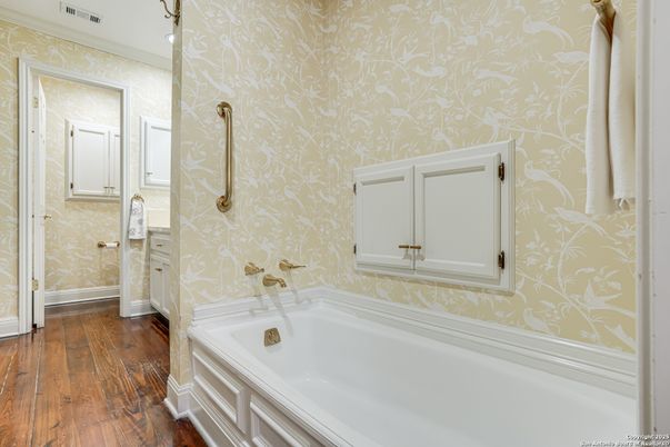Bathroom, Interior, Wood Texture Flooring