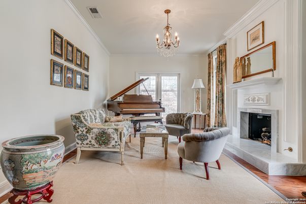 Chandelier, Fireplace, Interior, Living room, Piano, Wood Texture Flooring