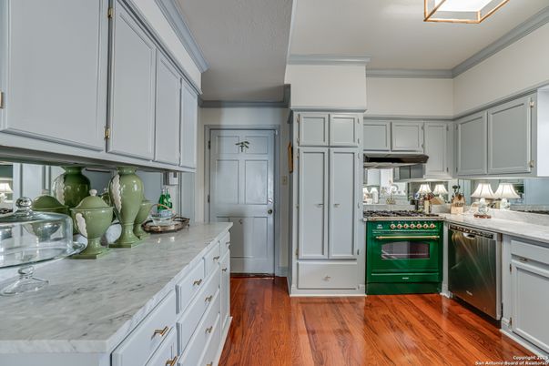 Interior, Kitchen, Stainless Steel Appliances, Wood Texture Flooring