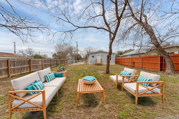 Backyard, Exterior