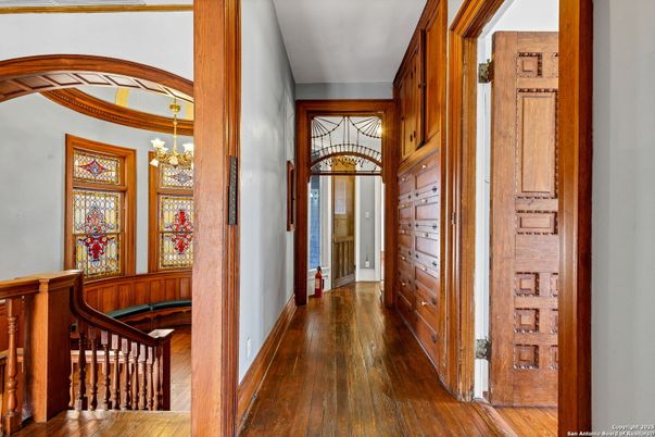 Chandelier, Interior, Wood Texture Flooring