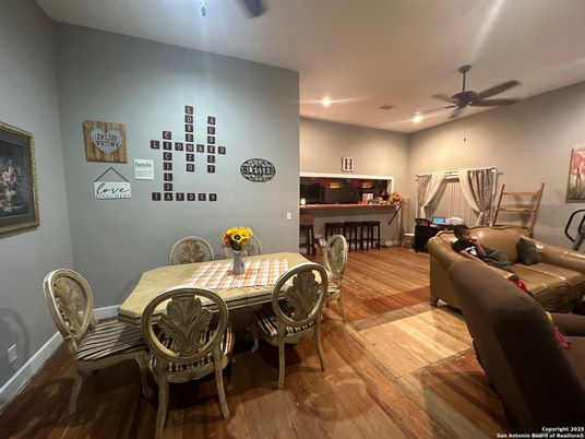 Dining room, Interior, Living room, Recessed Lighting, Wood Texture Flooring