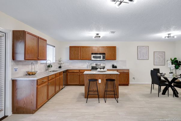 Dining room, Interior, Kitchen, Stainless Steel Appliances, Wood Texture Flooring