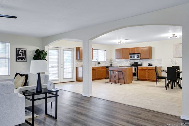 Dining room, Interior, Kitchen, Stainless Steel Appliances, Wood Texture Flooring