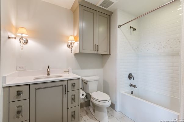 Bathroom, Interior