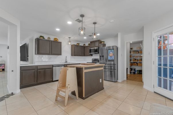 Interior, Kitchen, Pendant Lights, Recessed Lighting, Stainless Steel Appliances