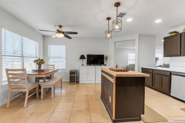 Dining room, Interior, Kitchen, Pendant Lights, Recessed Lighting