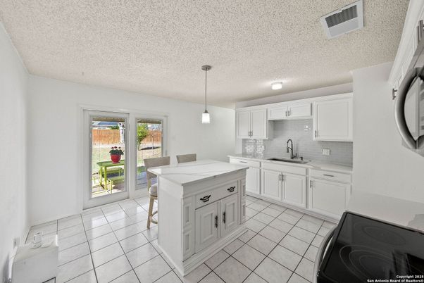 Interior, Kitchen, Pendant Lights