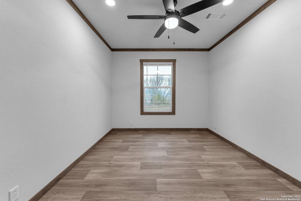 Empty room, Interior, Recessed Lighting, Wood Texture Flooring