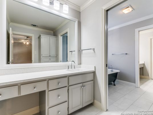 Bathroom, Dual Sink Vanities, Interior