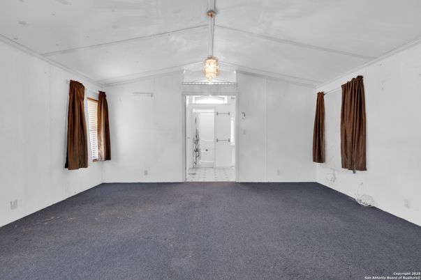 Empty room, Interior, Pendant Lights