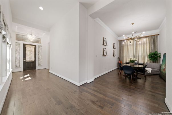 Chandelier, Dining room, Interior, Pendant Lights, Recessed Lighting, Wood Texture Flooring