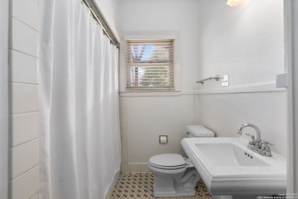 Bathroom, Interior