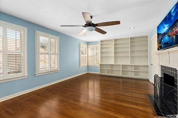 Empty room, Fireplace, Interior, Recessed Lighting, Wood Texture Flooring