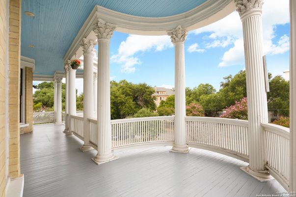 Exterior, Wood Texture Flooring