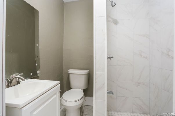 Bathroom, Interior, Marble Walls