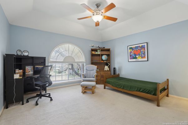 Home Office, Interior