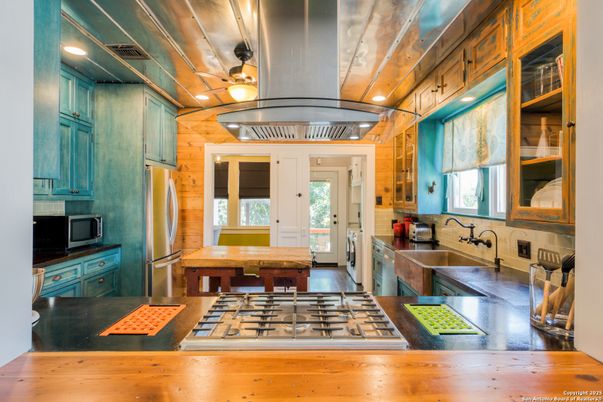 Interior, Kitchen, Recessed Lighting, Wooden Walls