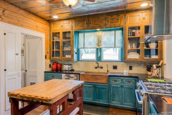 Interior, Kitchen, Recessed Lighting, Wooden Ceilings, Wood Texture Flooring, Wooden Walls