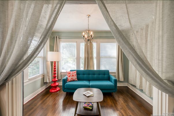 Chandelier, Interior, Wood Texture Flooring