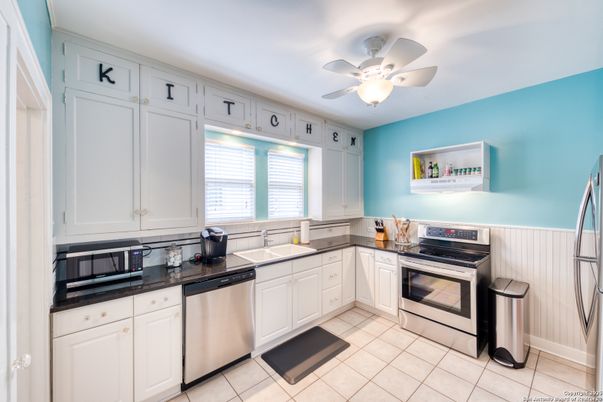 Interior, Kitchen, Stainless Steel Appliances