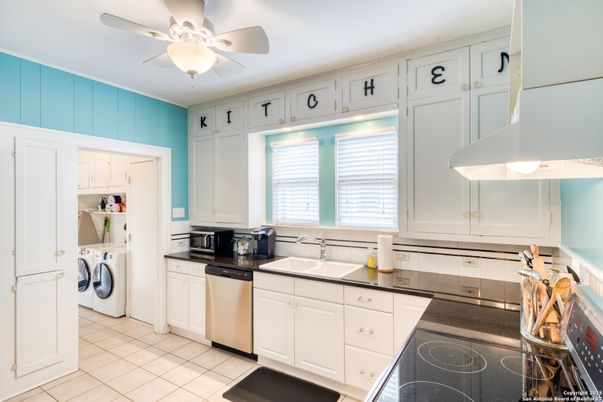 Interior, Kitchen, Washer