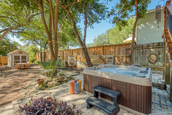 Exterior, Hot Tub