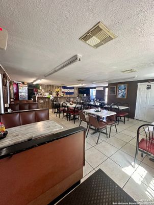 Dining room, Interior