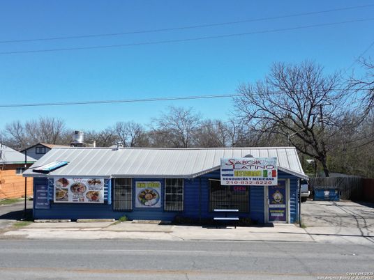 Exterior, Facade, None