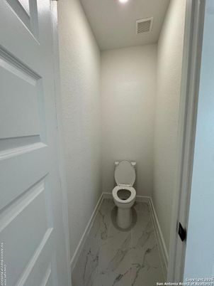 Bathroom, Interior, Marble, Recessed Lighting