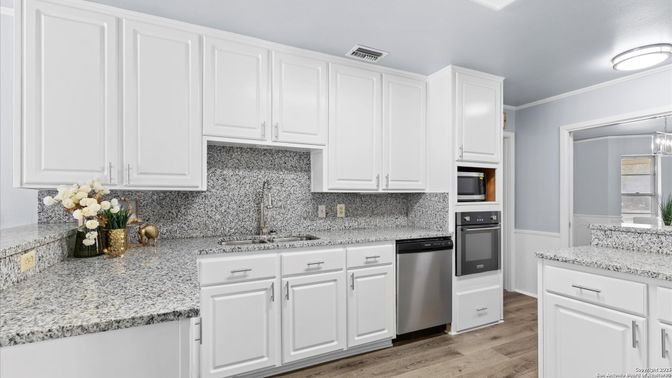 Interior, Kitchen, Stainless Steel Appliances, Wood Texture Flooring