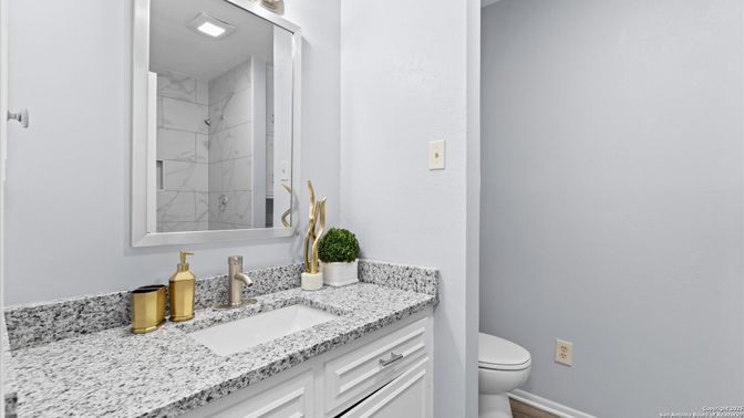Bathroom, Interior, Marble Walls